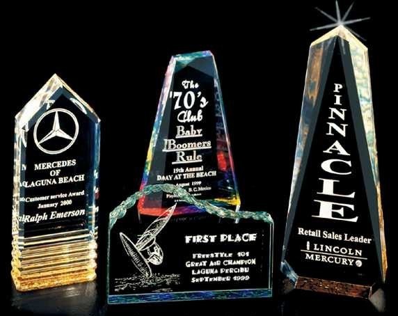 Customize Ad-207 Clear Laser Engraved School Acrylic Trophy