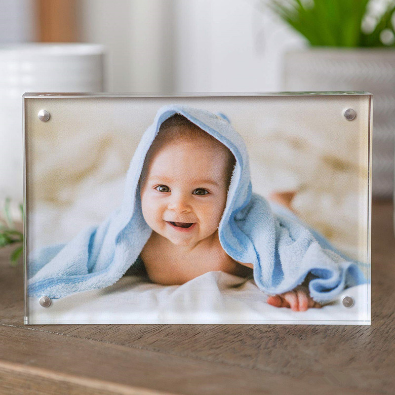 China Acrylic Photo Frame Picture Inside for Holiday Gift - China Bed Decoration and Acrylic Home De