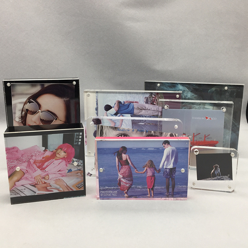 Factory Wholesale Different Sizes Clear Acrylic Block Picture Frame Photo Frame with Magnetic Closure