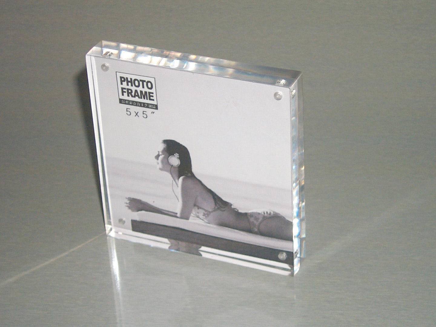 Customize pH-116 Clear Acrylic Magnetic Photo Picture Frame