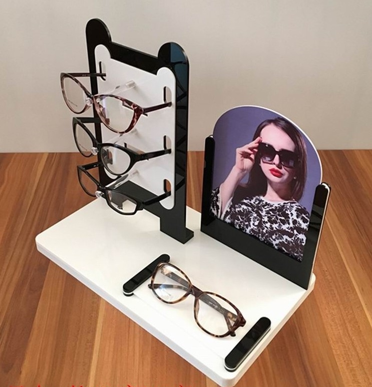 Speciality Stores Sunglass Display Rack