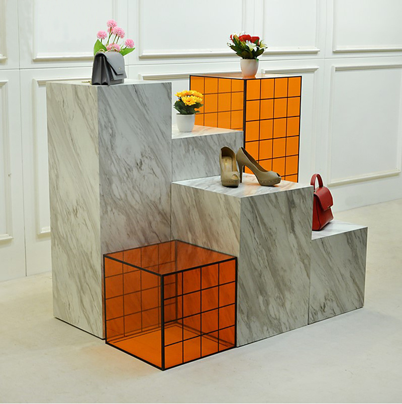 Customized Acrylic Shop Window Display