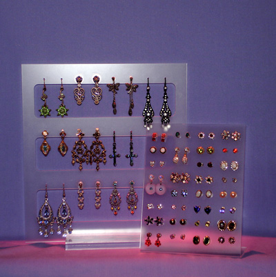 Top acrylic jewelry display