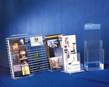 Hot sale fashionable acrylic brochure holder