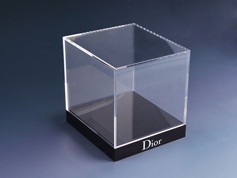 Transparent acrylic toy model display box display