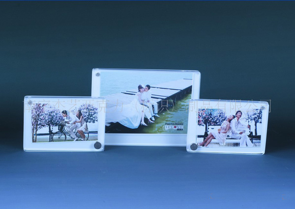 Customized acrylic frame acrylic magnetic photo frame
