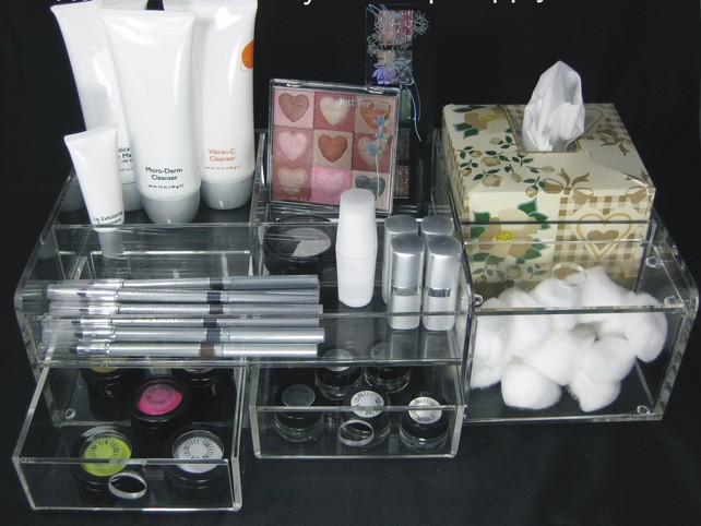 Large-scale Acrylic Makeup Organizer