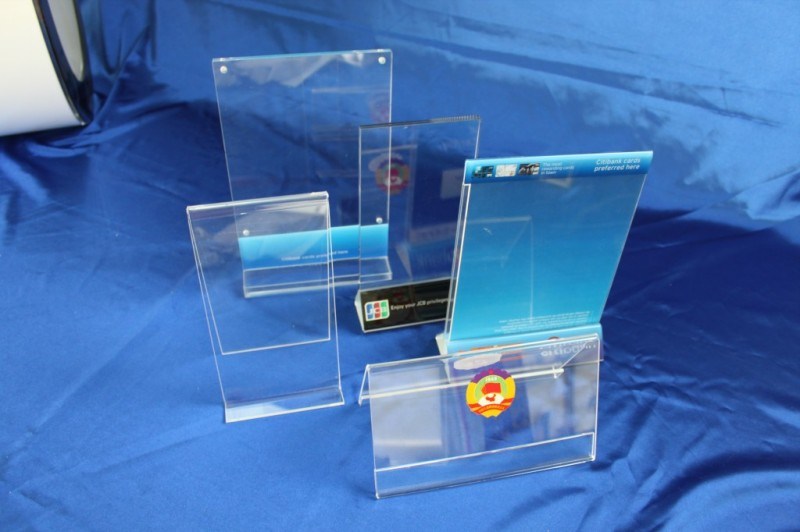 Customize Clear Acrylic Display Menu Stand