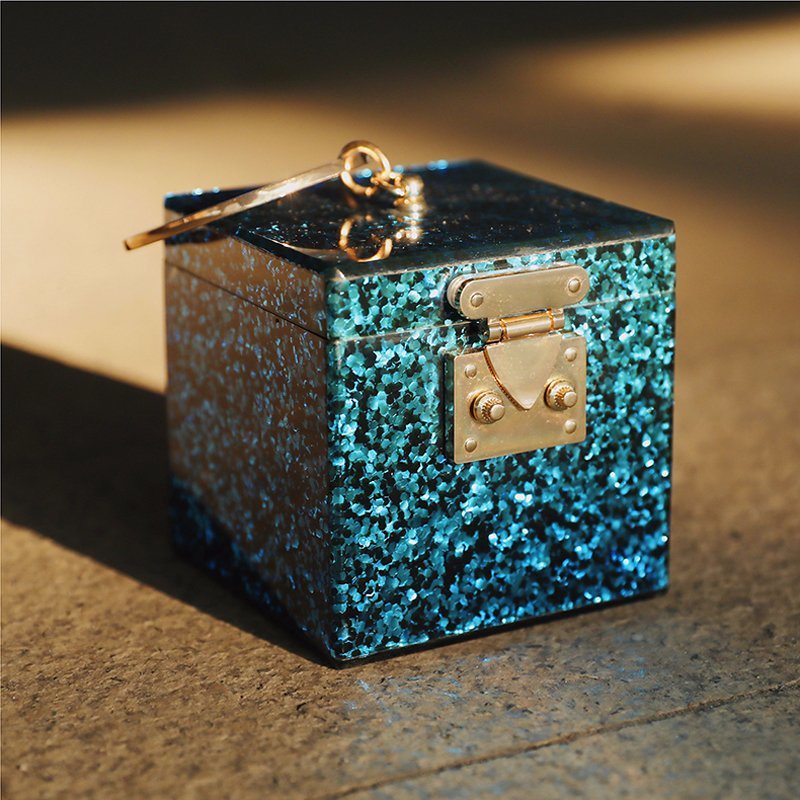 Fashion Acrylic Blue Square Bag