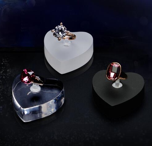 Heart Shape Acrylic Block Ring Display Rack